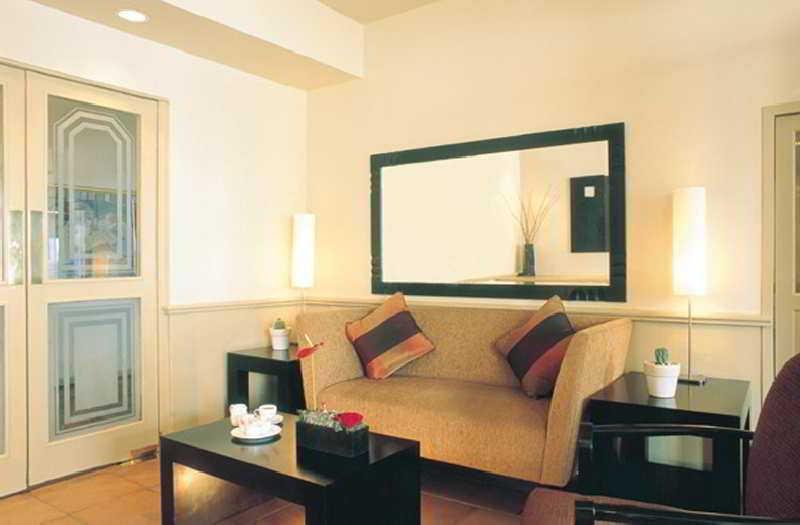 Ambassador And Self Catering Hotel