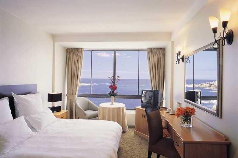 Ambassador And Self Catering 4*