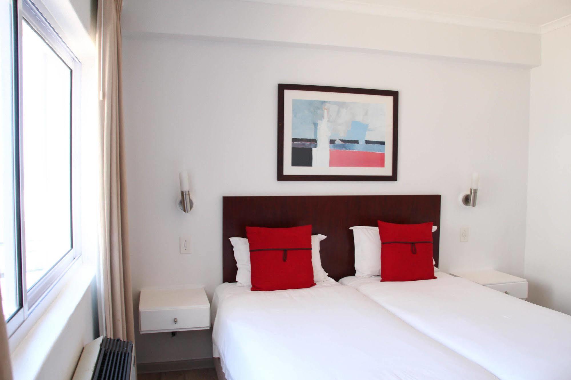 Ambassador And Self Catering 4*