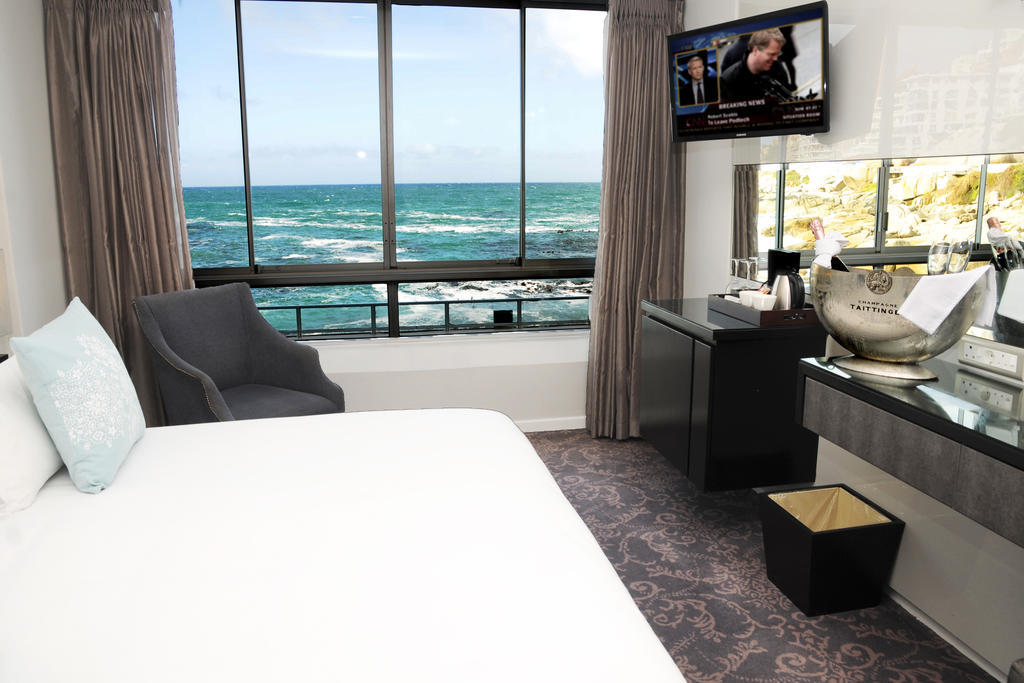 Hotel Ambassador And Self Catering Le Cap